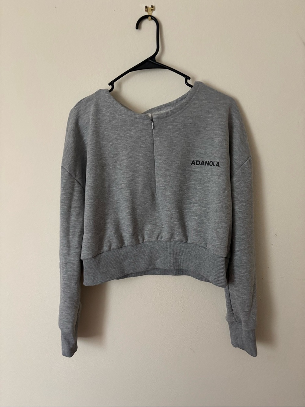 ADANOLA Women's Gray Cropped quarter zip Sweatshirt
